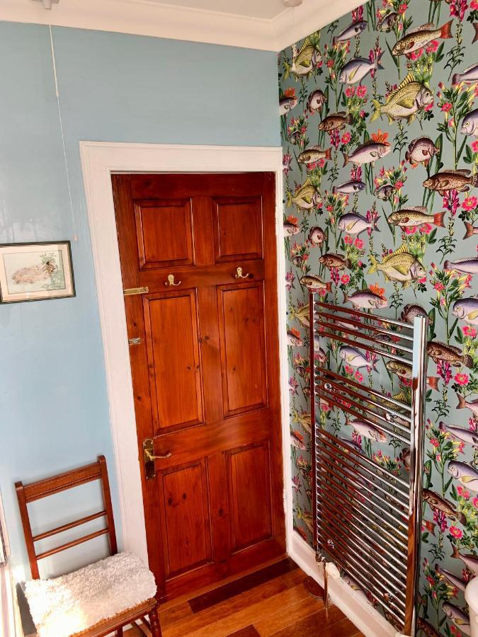 Bed and Breakfast Orsay House Portnahaven Экстерьер фото