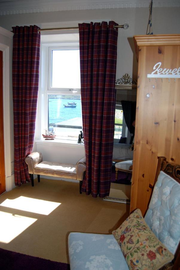 Bed and Breakfast Orsay House Portnahaven Экстерьер фото